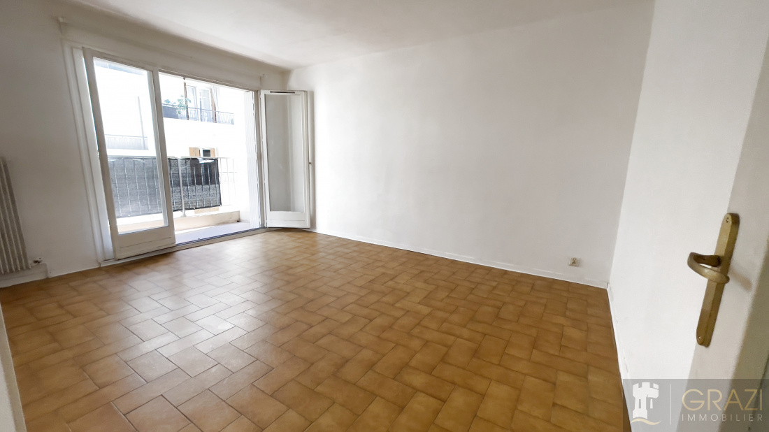 Vente Appartement 45m² 2 Pièces à Toulon (83200) - Grazi Immobilier